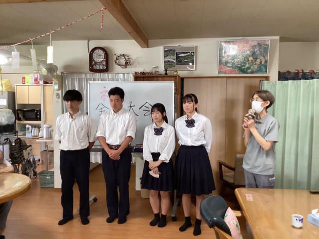 全国大会出場の江津高校男女ハンドボール部のみなさんに激励で千羽鶴を寄贈　2024年7月